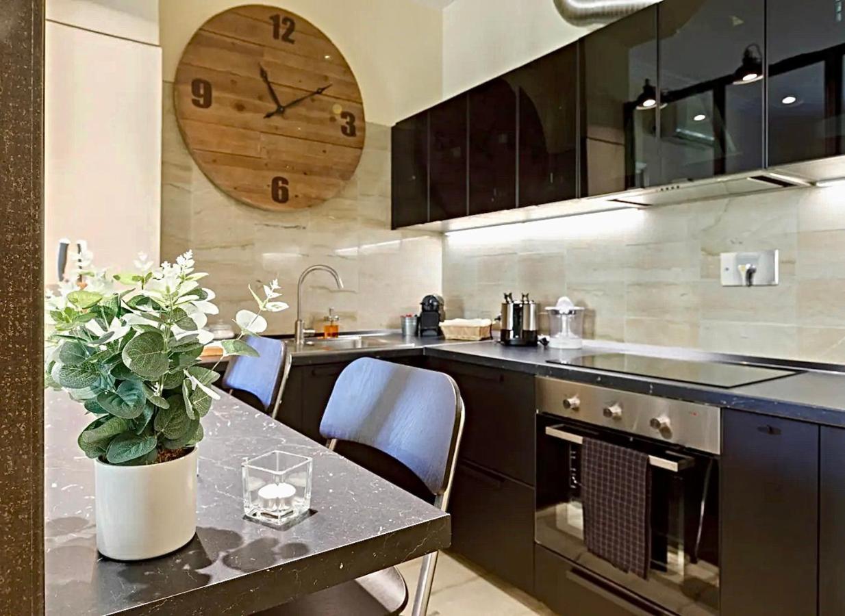 Sweethome Crispi Rome Bagian luar foto