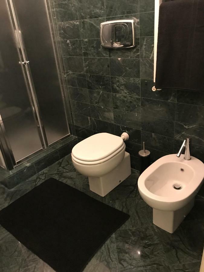 Sweethome Crispi Rome Bagian luar foto