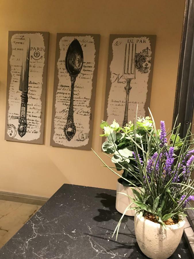 Sweethome Crispi Rome Bagian luar foto