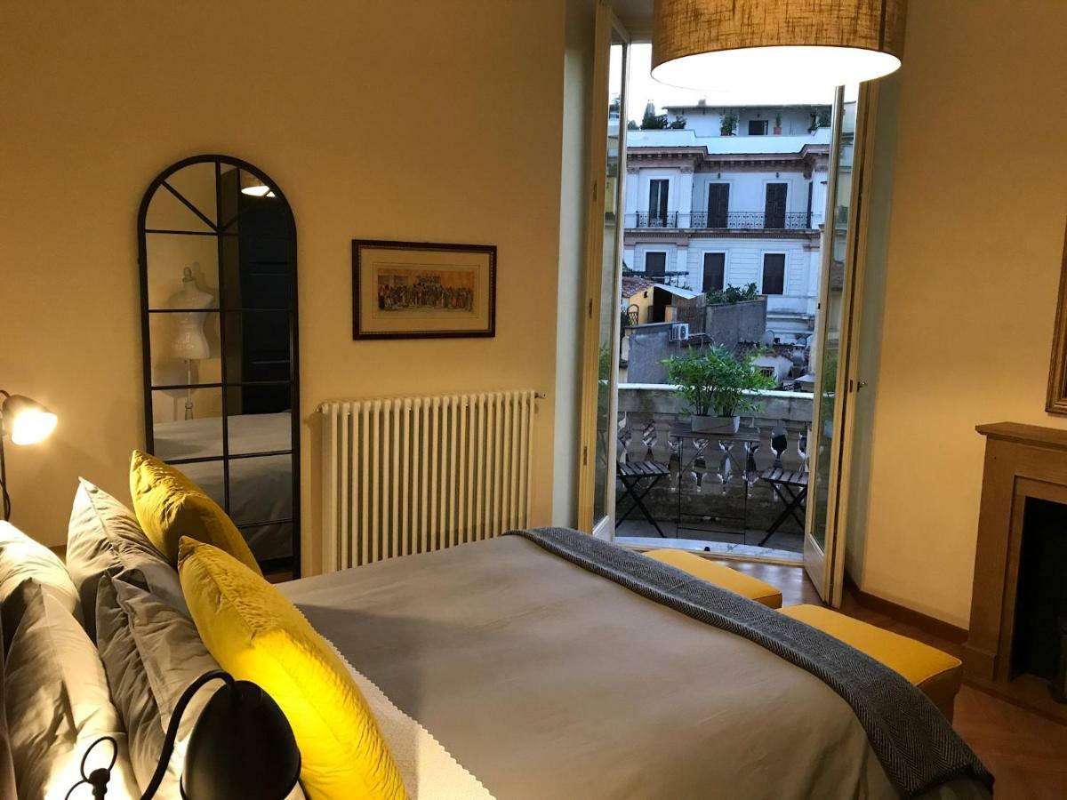 Sweethome Crispi Rome Bagian luar foto