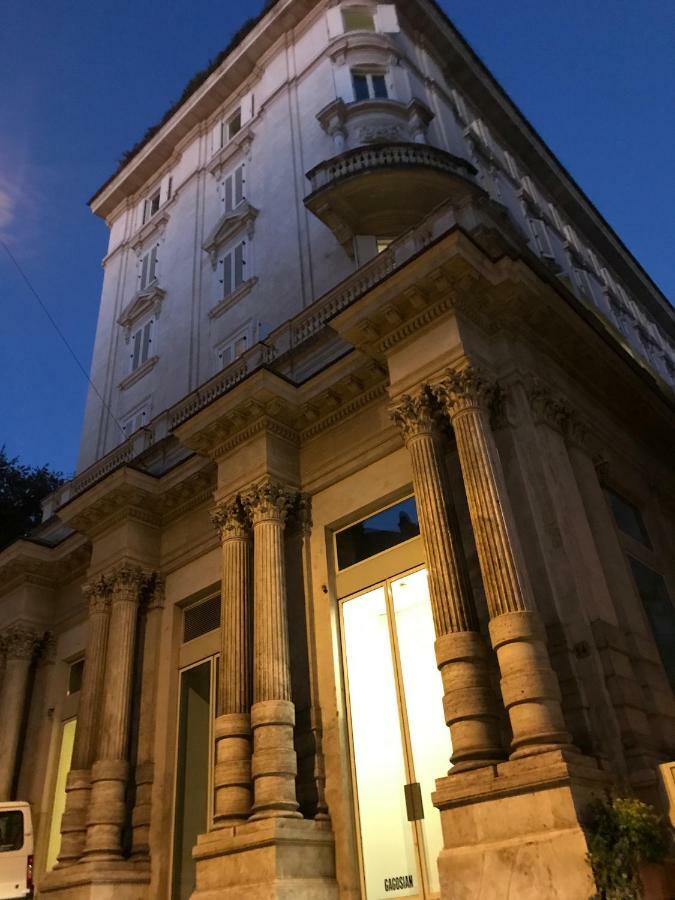 Sweethome Crispi Rome Bagian luar foto